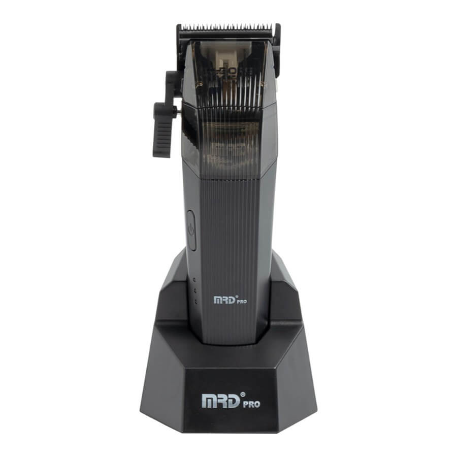 MRD Pro Cyborg Track Negra sobre su base de carga